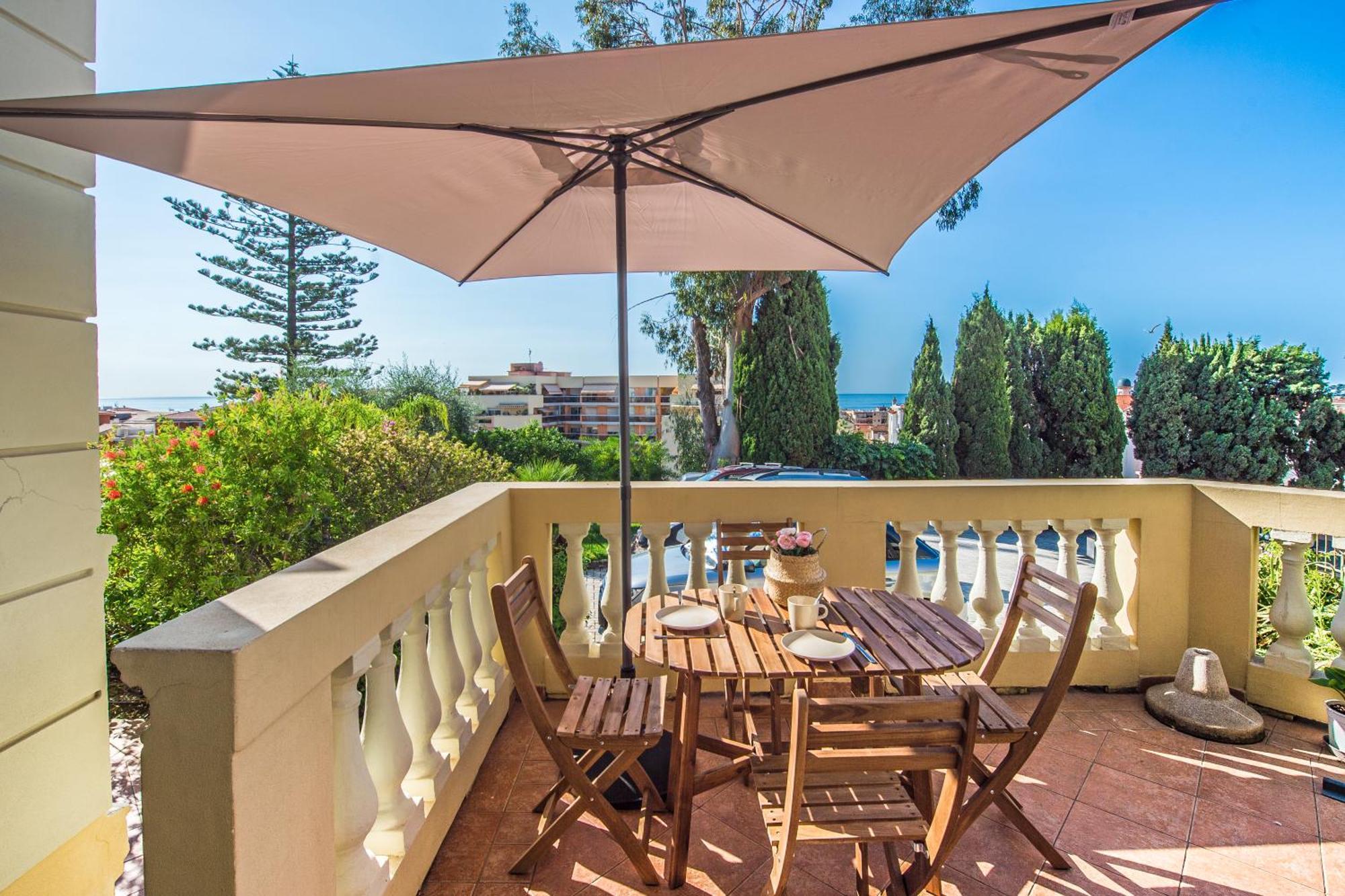 Oliviers -Agreable 2 Pieces Dans Maison Bourgeoise Menton Exterior foto